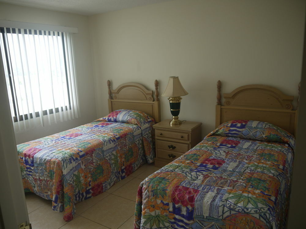 Aquarius Beach Tower Susupe Exterior foto